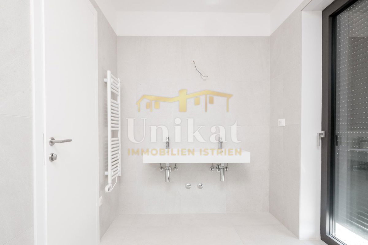 Čudovita nova vila z bazenom in savno, 303 m2 - ključ v roke